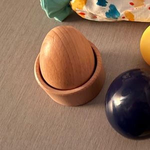 LovEvery egg and wooden cup holder